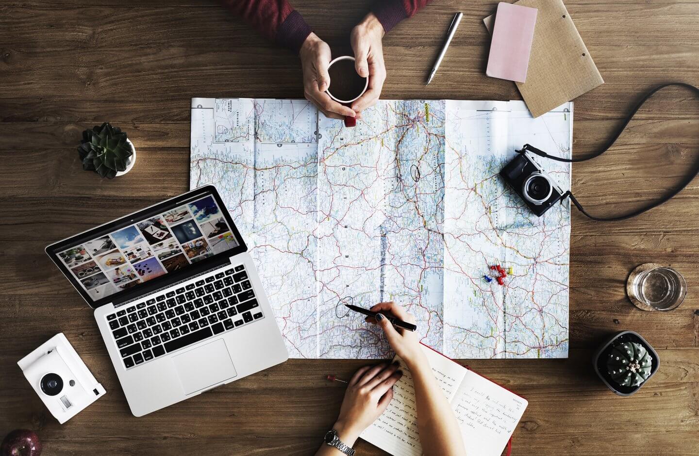 Planning the Ultimate Housemate Holiday!*