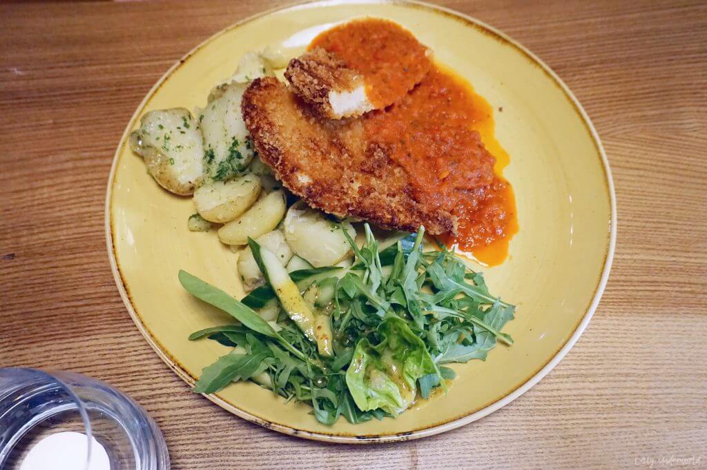 giraffe chicken milanese
