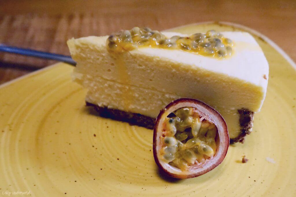 giraffe passionfruit cheesecake