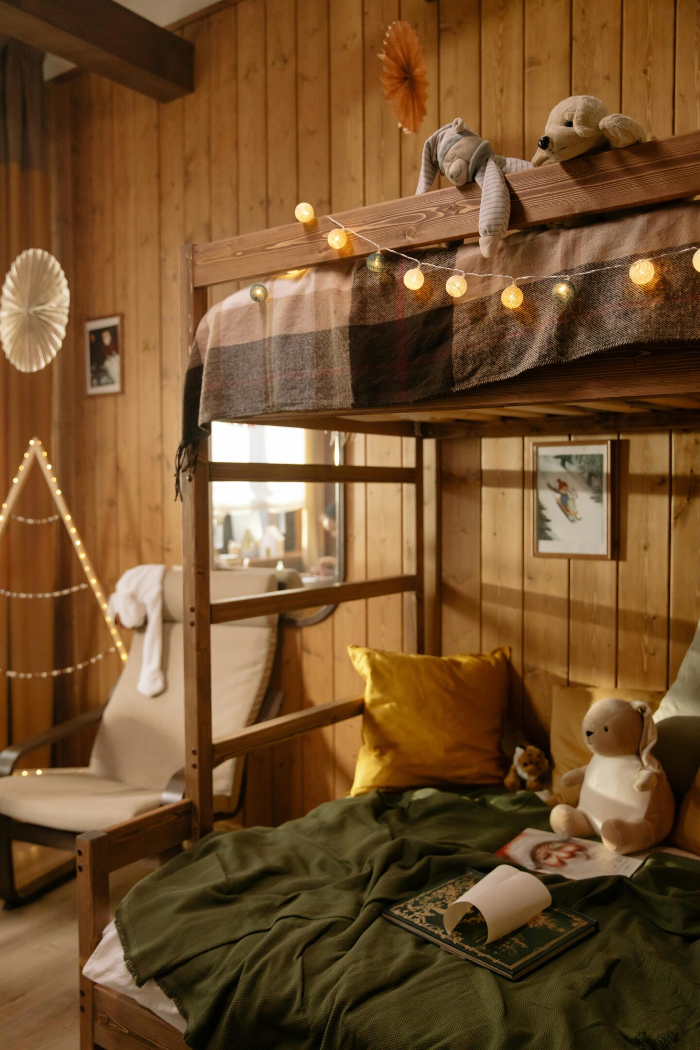 rustic children's bedroom in cabin