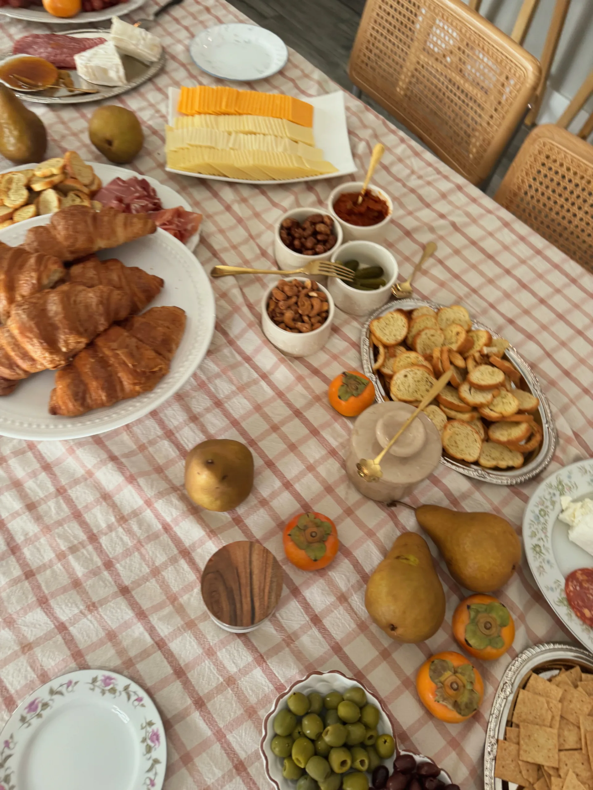 seasonal gathering spread