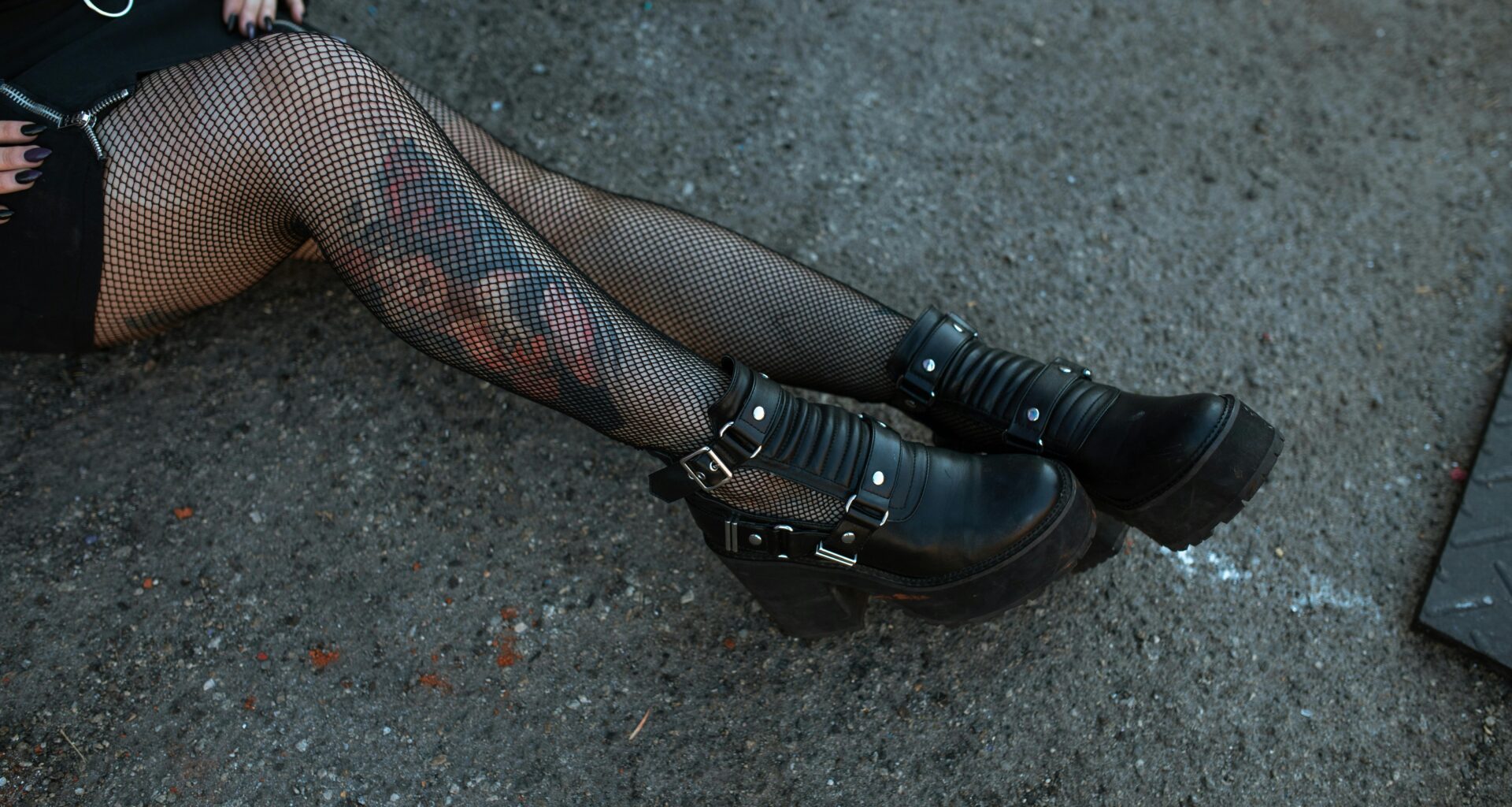 grunge fashion boots and fishnet tights