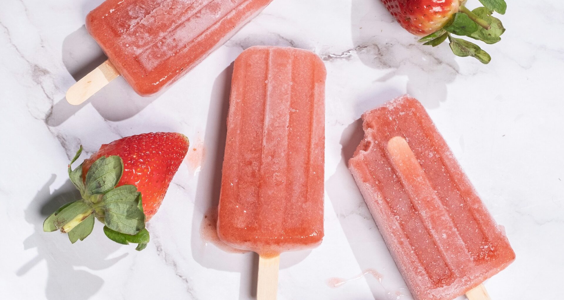 healthy strawberry popsicles