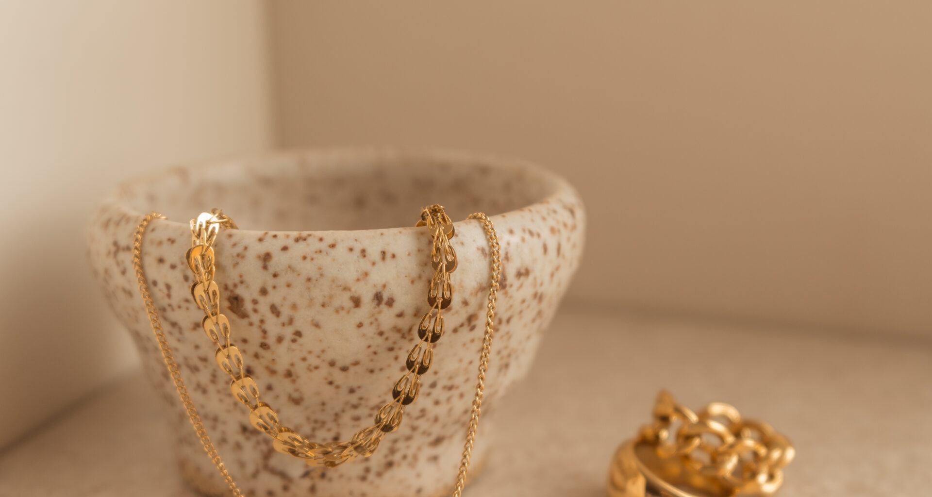 minimal jewellery
